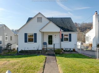 105 Oak St, Dunbar, WV 25064