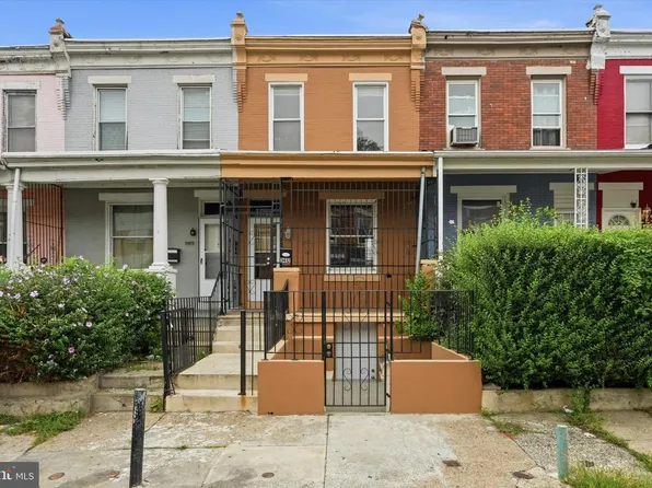 3412 N Water St, Philadelphia, PA 19134