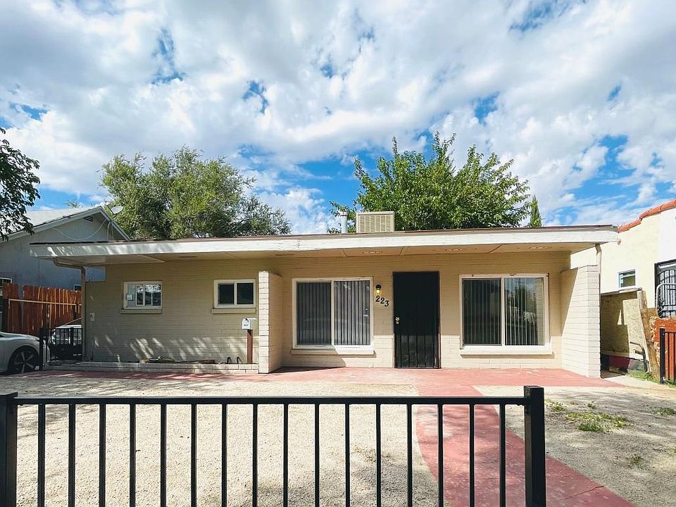 1st image of 223 W Lancaster Blvd #229