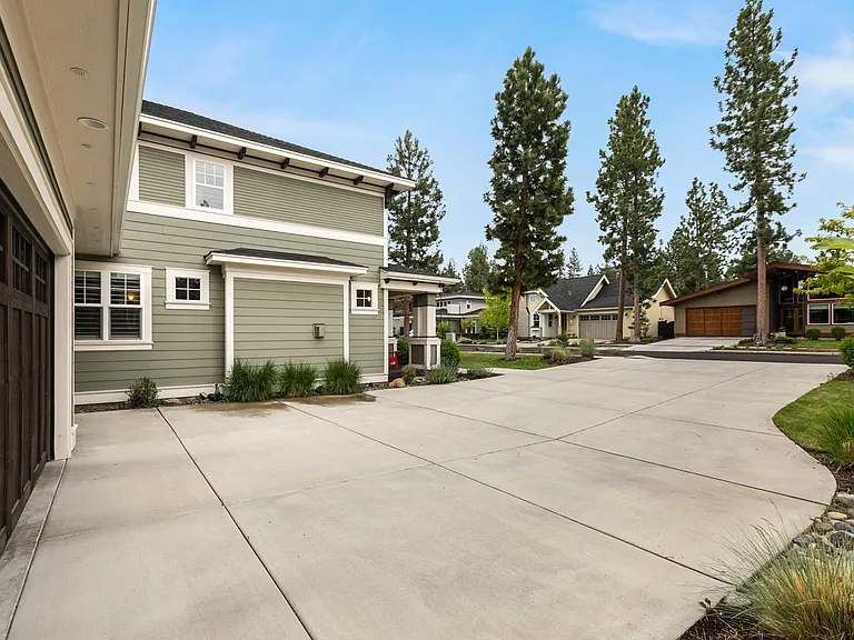 19178 Park Commons Dr — Photo 6