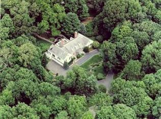 383 Greenley Rd, New Canaan, CT 06840