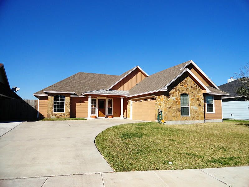 1st image of 10306 Hill Country Ln
