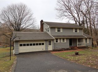 33 Treeland Rd, Shelton, CT 06484