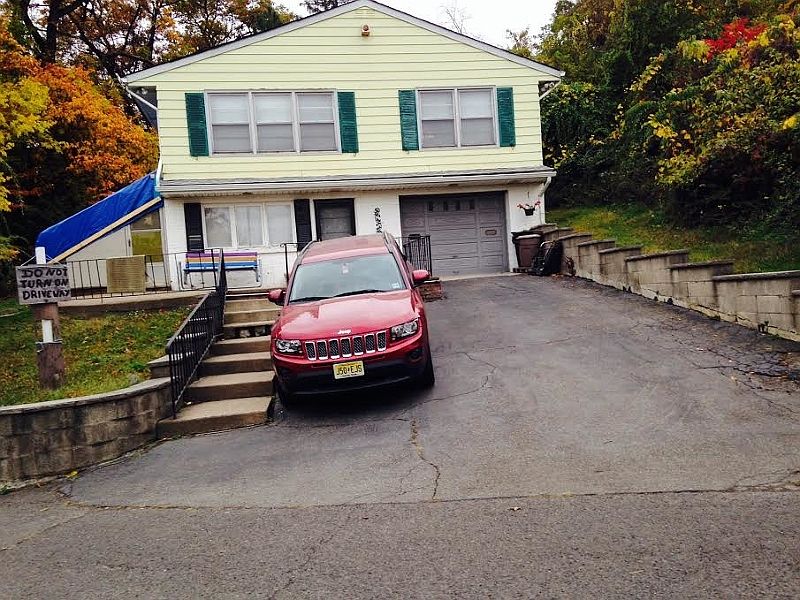 2nd image of 2 Grand Summit Ave