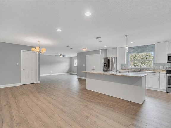 2nd image of 762 Greenfield Ct
