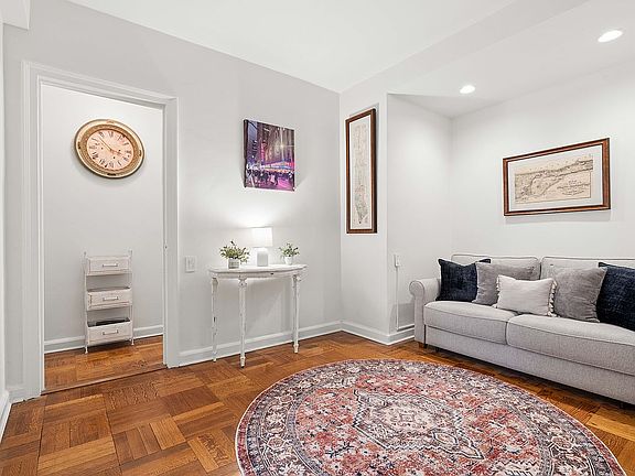 3rd image of 220 Madison Ave APT 6B
