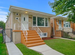 4635 S Laramie Ave, Chicago, IL 60638