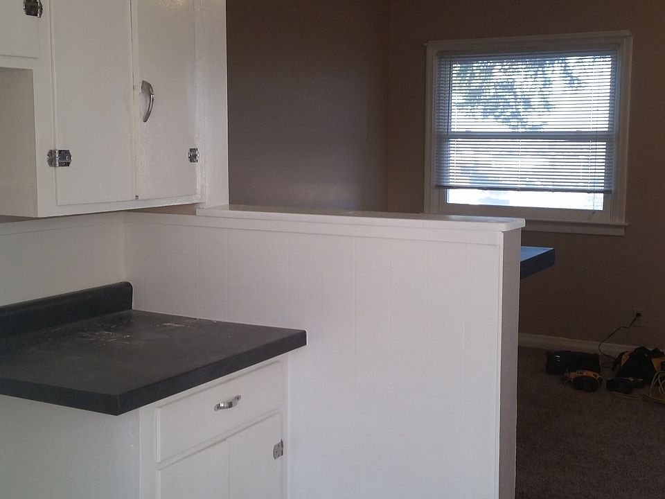 2nd image of 68 Hillcrest Dr