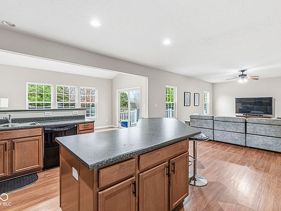 4th image of 8509 Wheatfield Dr