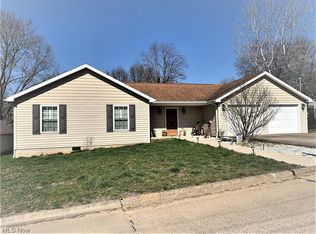 1405 21st St, Vienna, WV 26105