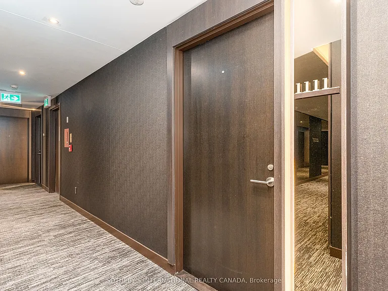 11 Yorkville Ave #1111 — Photo 15