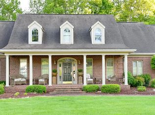 247 Clover Brook Ln, Corbin, KY 40701