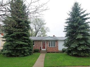 263 Ellen Dr, Cheektowaga, NY 14225