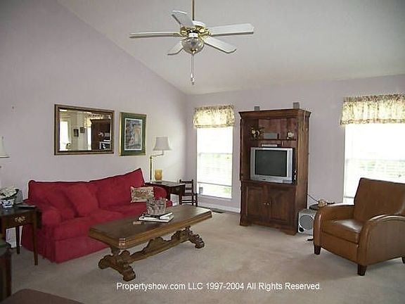 Spacious Great Room
