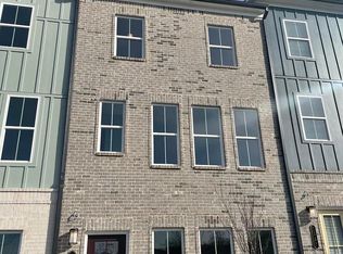 1335 Creekside Dr NW #1335, Atlanta, GA 30318