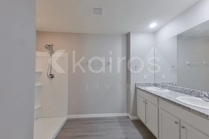 8584 SW 43rd Ter — Photo 13