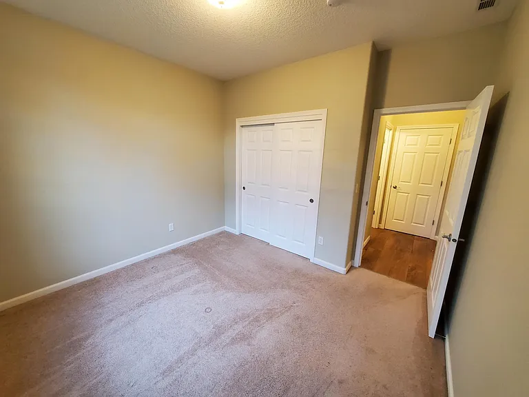 1203 NE 161st Ct — Photo 9