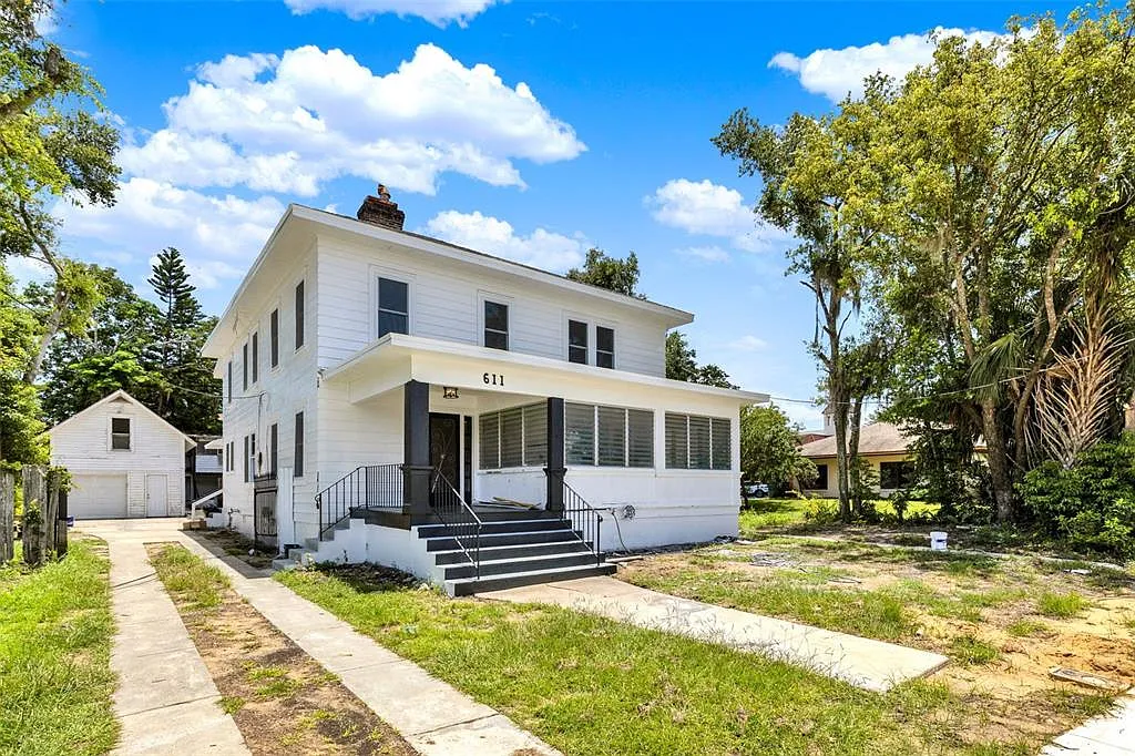 Building Photo - 611 S Grove St #2