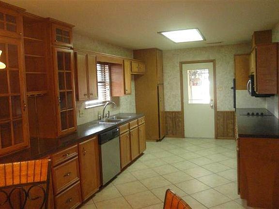 5th image of 7712 Barryknoll Ln