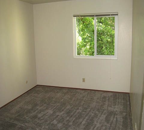 5th image of 577 Grandview Ct APT 26