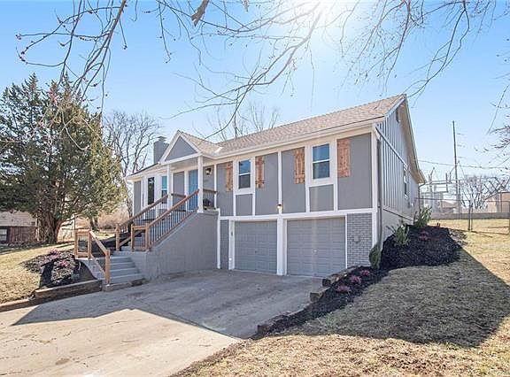 3rd image of 1109 N Purdom St