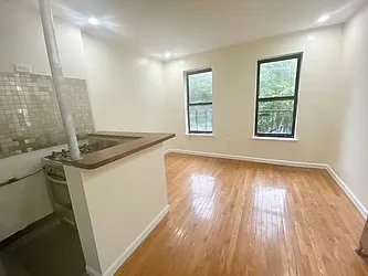 Rented by Ledvech Group