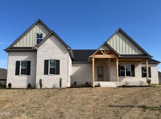 24 Clearwater Cv, Jackson, TN 38305