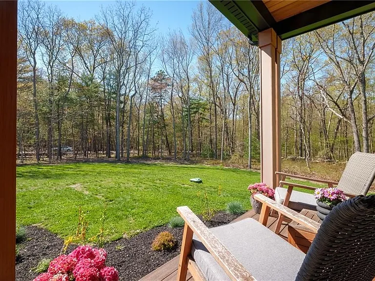 450 Carrs Pond Rd — Photo 5