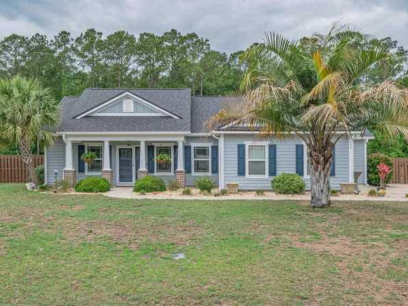 292 Parkside Cir, Crawfordville, FL 32327