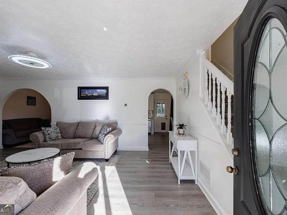 1757 Summit Creek Way, Loganville, GA 30052 | MLS #10627232 | Zillow