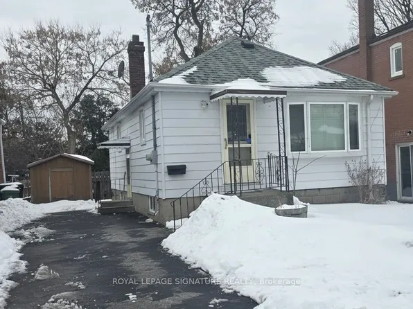 148 Magnolia Ave, Toronto, ON M1K 3K8