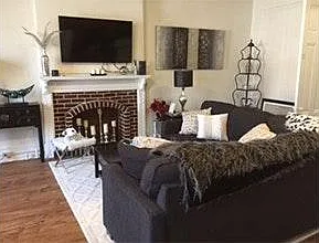 126 W Market St #3 — Photo 3