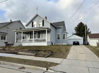 1310 20th St, Two Rivers, WI 54241