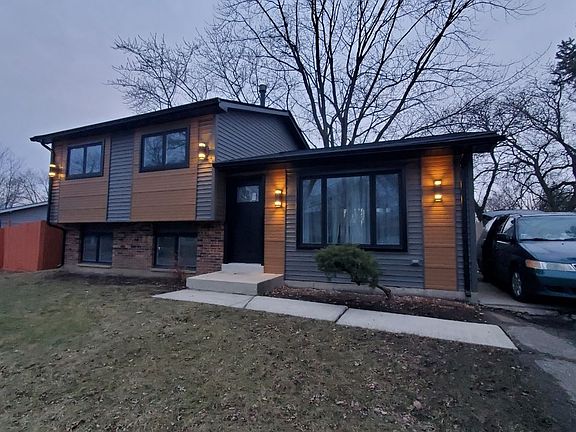 2nd image of 171 Creekside Dr