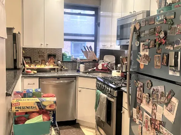 157 East 89th Street image 1 of 6