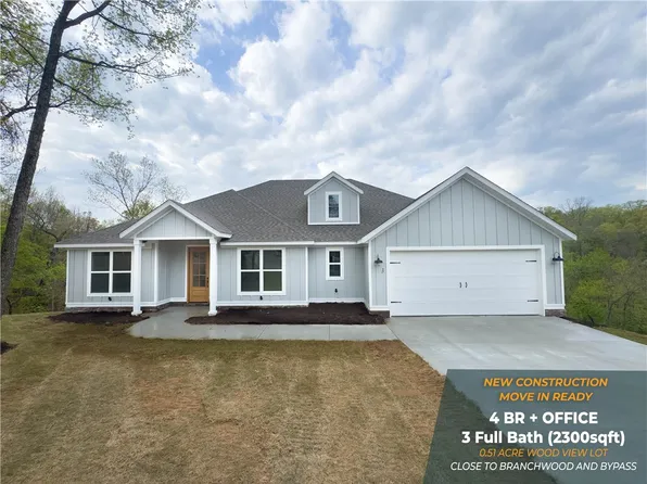 3 Chirnside Ln, Bella Vista, AR 72715