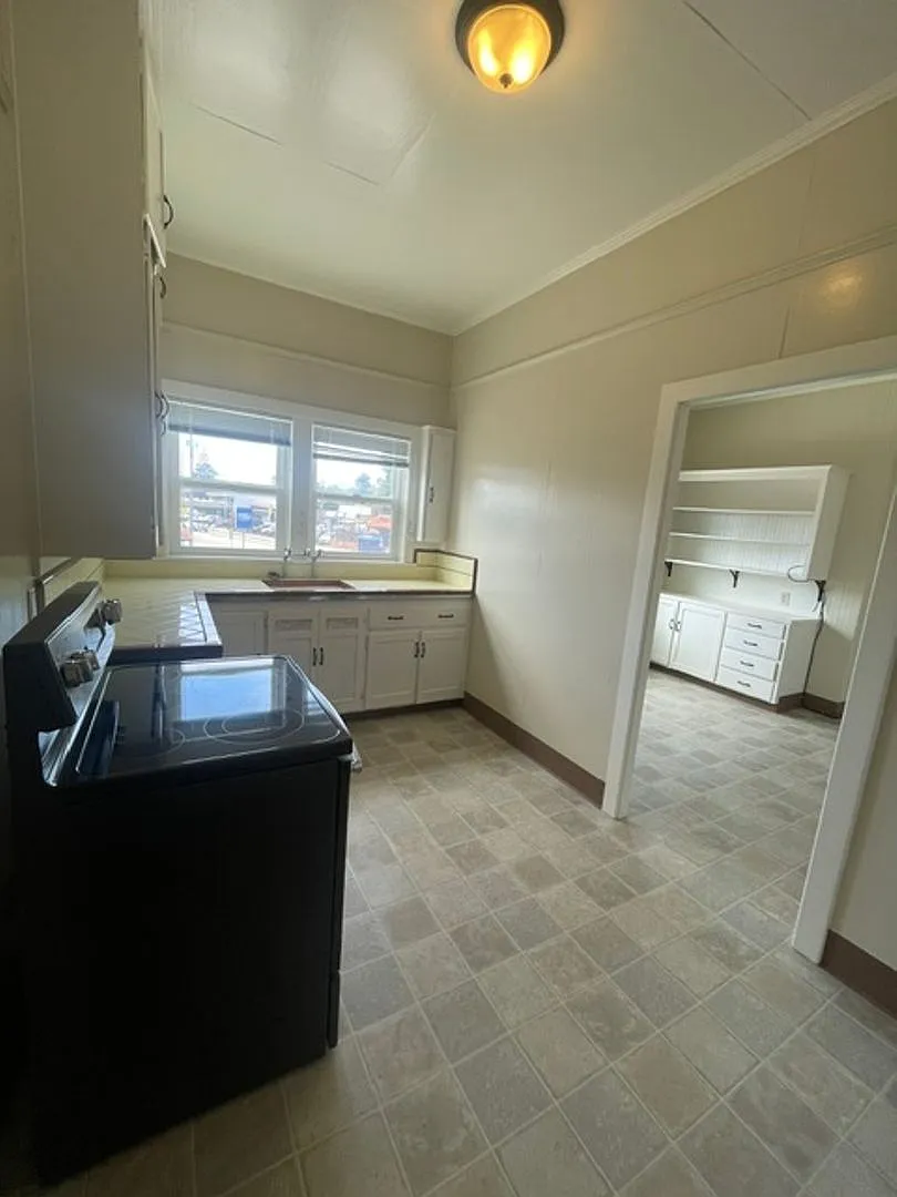 912 Soquel Ave. — Photo 4