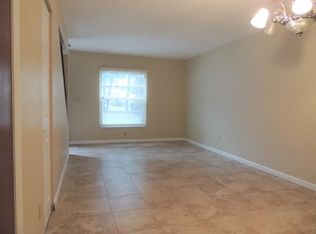2201 SW 39th Dr #1, Gainesville, FL 32607