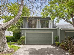 891 Augusta Dr, Moraga, CA