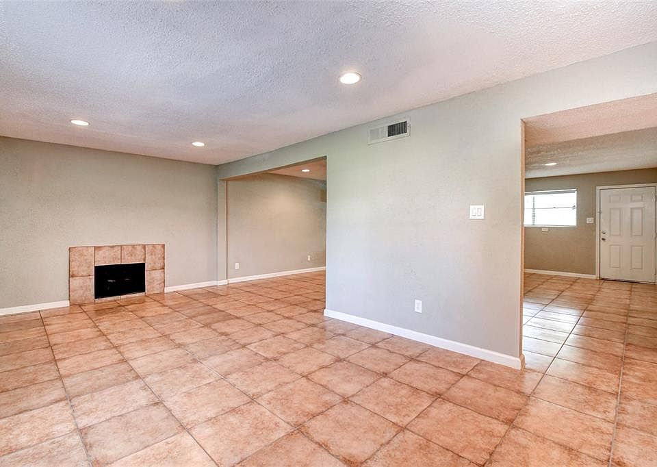 1st image of 781 Country Place Dr APT 2019