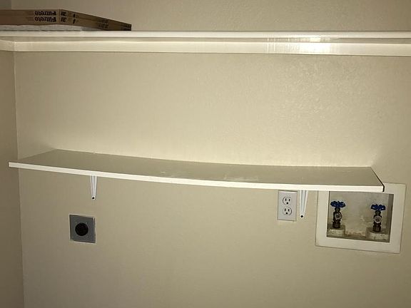 3rd image of 708 Mynah Ave APT B