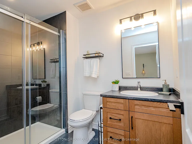 114 Mullin St — Photo 17