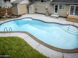 112 Ridgely Rd, Glen Burnie, MD 21061