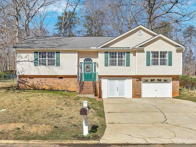 24 Daughtry Ct, Travelers Rest, SC, 29690