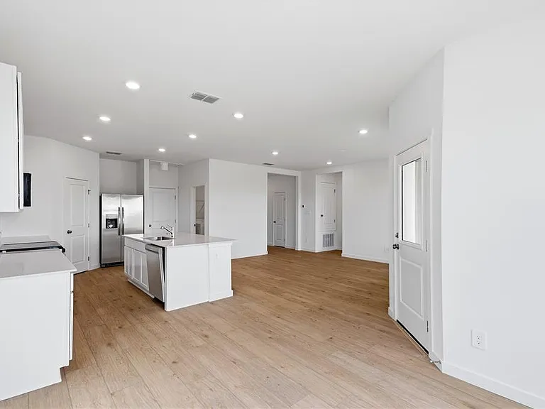 5550 Guava Ct — Photo 16