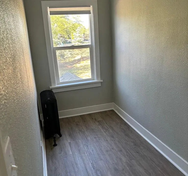 Bonus Office room