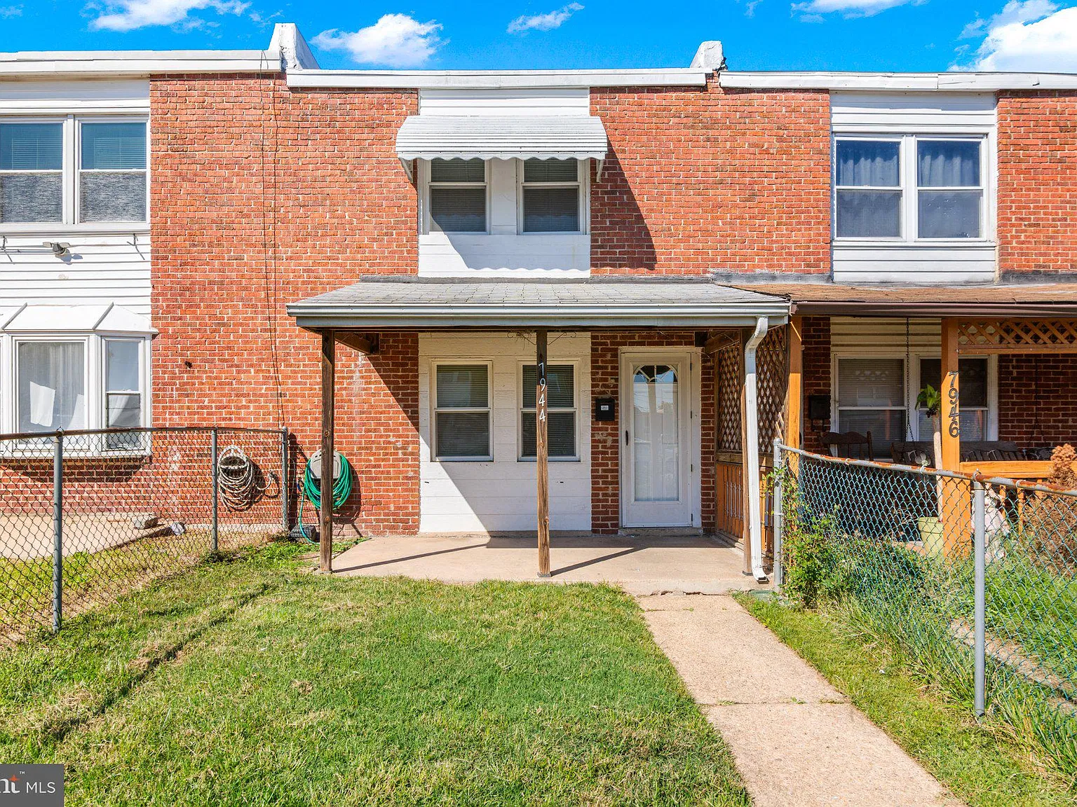 2 bed, 1.0 bath, 1022 sqft, $1,675 — Photo 2