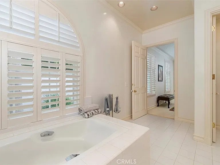 97 Ritz Cove Dr — Photo 19