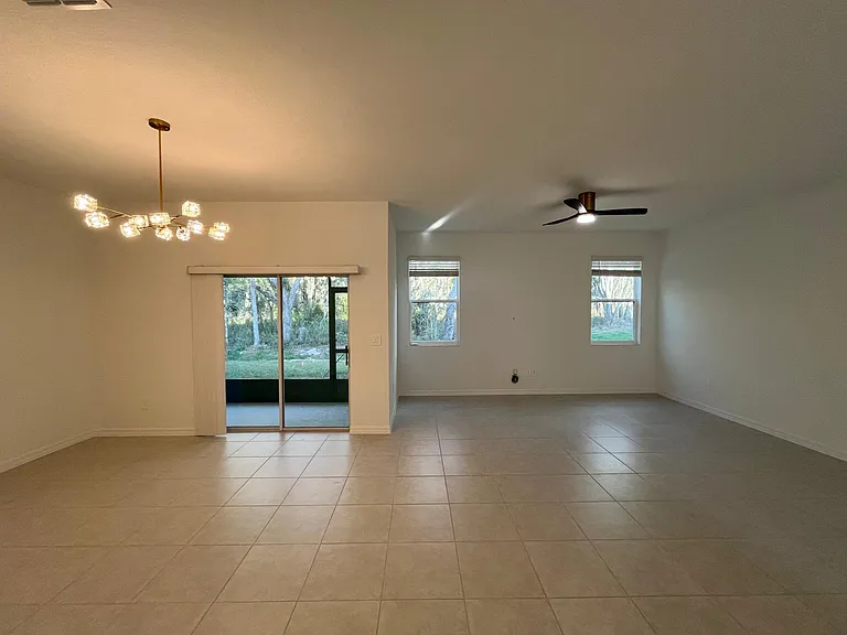 10042 Trumpet Honeysuckle Way — Photo 12