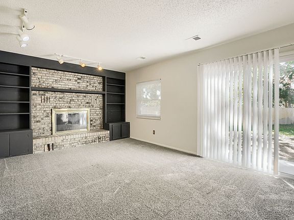 5th image of 4298 Sumac Ct